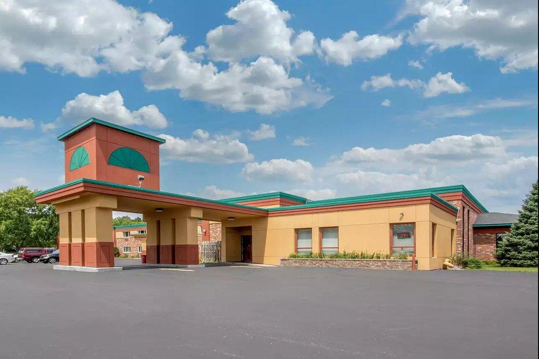 Econo Lodge Inn & Suites Уисконсин Делс Екстериор снимка