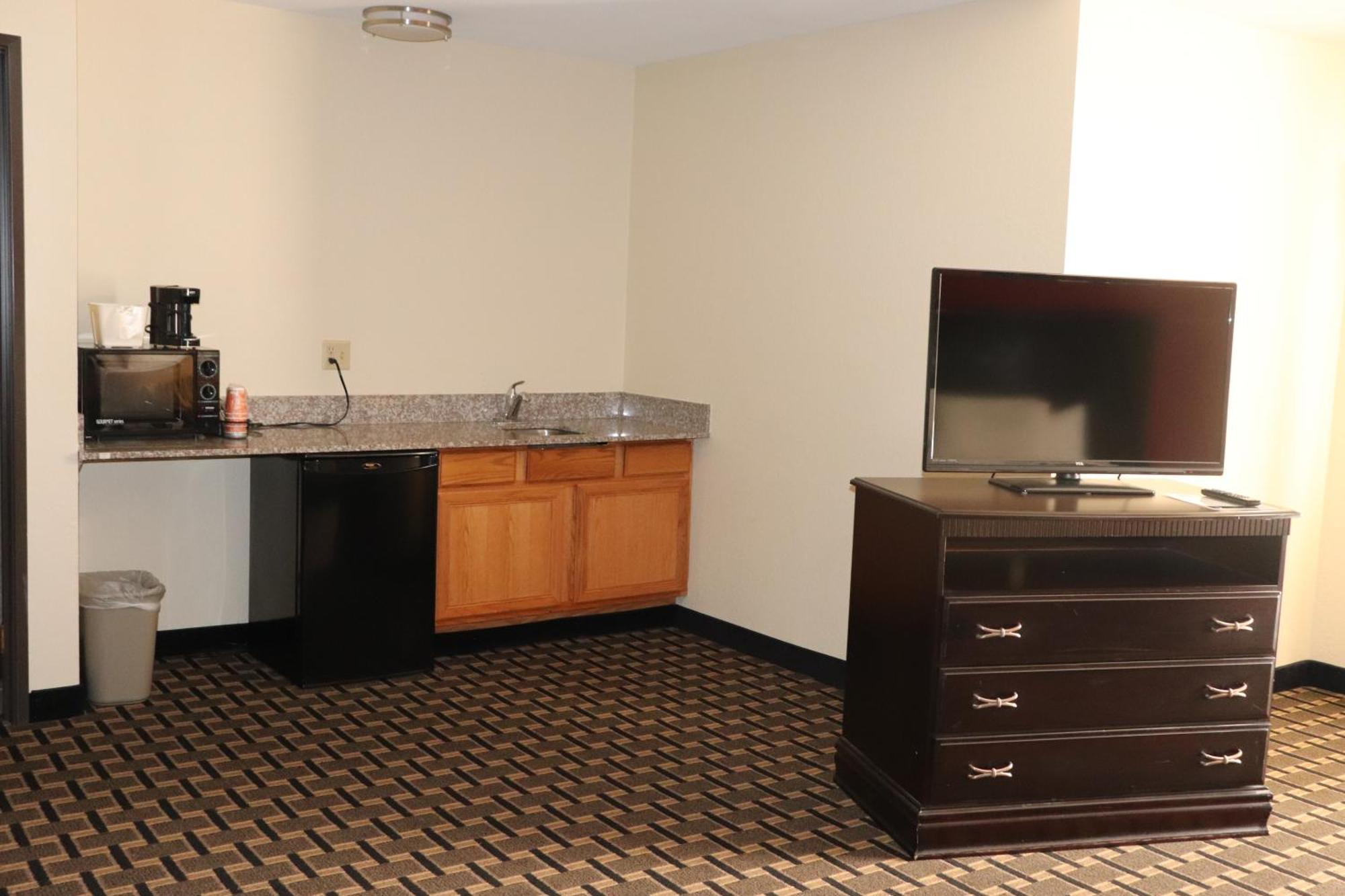 Econo Lodge Inn & Suites Уисконсин Делс Екстериор снимка