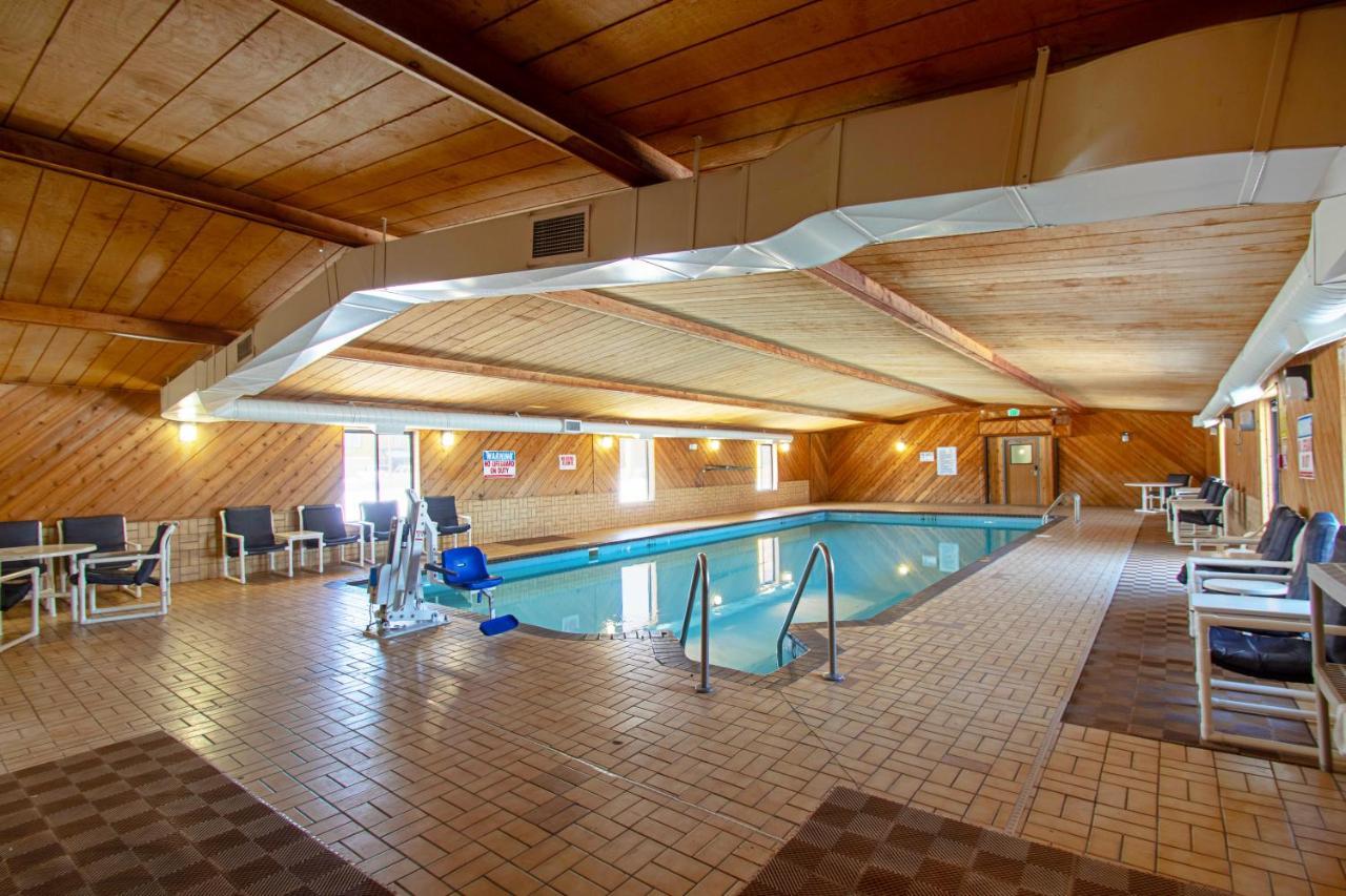 Econo Lodge Inn & Suites Уисконсин Делс Екстериор снимка