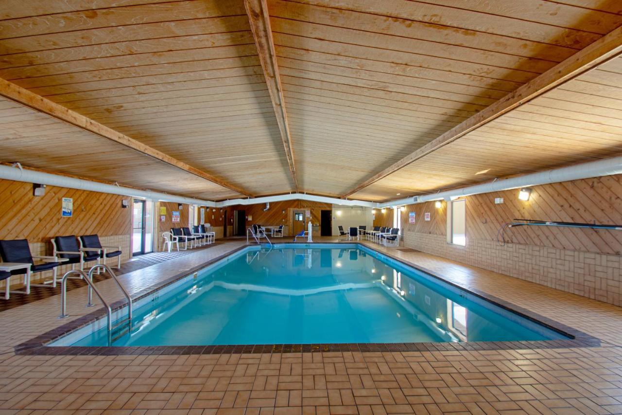 Econo Lodge Inn & Suites Уисконсин Делс Екстериор снимка